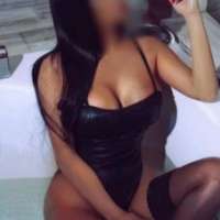 Çekici şehvet dolu anlar yaşatan Karaca