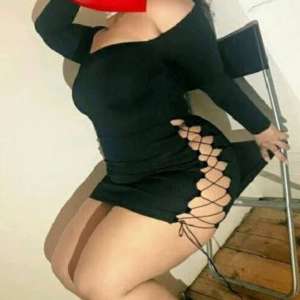anal kraliçesi Azra