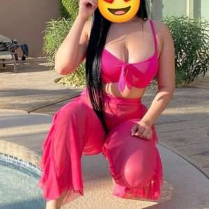 Çok seksi bir eskort Gamze