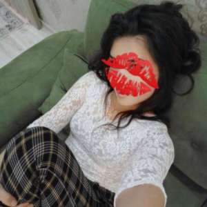 Mersin escort Evrim Her yere Gelir