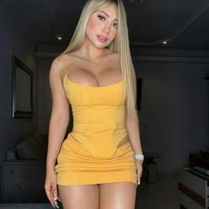 Seksapel VİP escort Canan