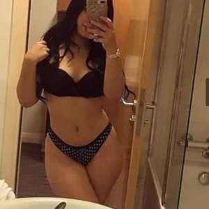 Sevgili Tadında Mersin escort Elçin